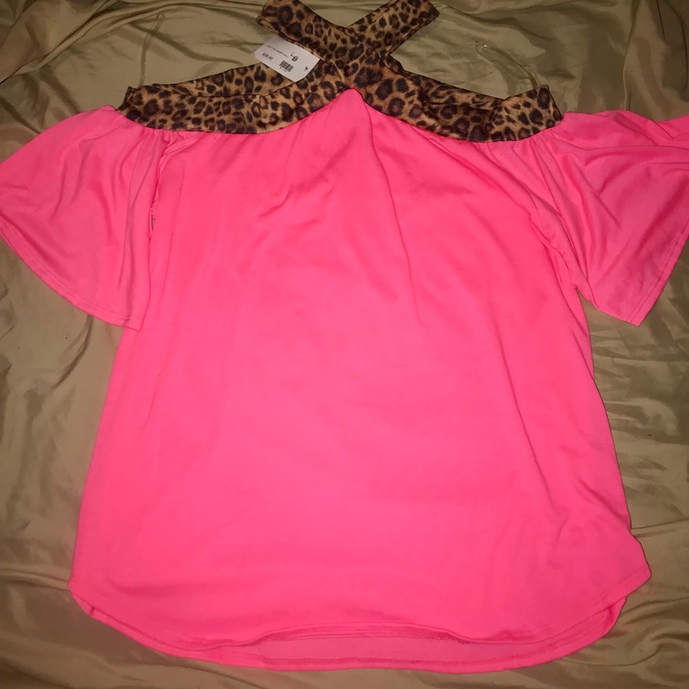 Boutique top NWT